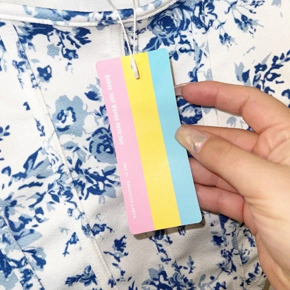 Shein floral corset style crop tank top bundle - Picture 13 of 16